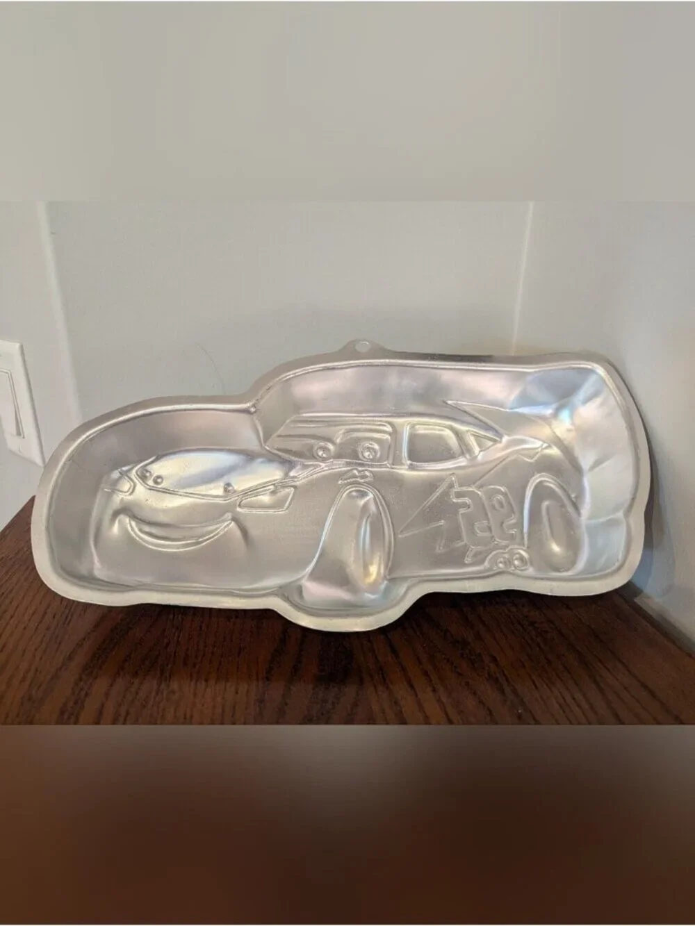 Wilton Disney Lightning McQueen Cake Pan, Cars Movie Disney 2105-6400 Used Once